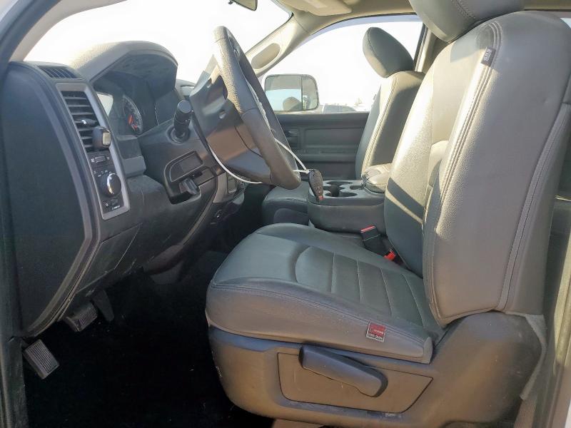 3C6UR5HL0JG325934 - 2018 RAM 2500 ST Սպիտակ լուսանկար 7