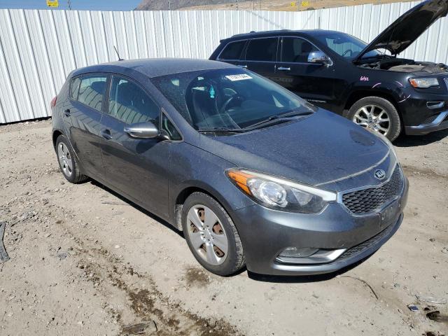 KNAFK5A8XG5655833 - 2016 KIA FORTE LX GRAY photo 4