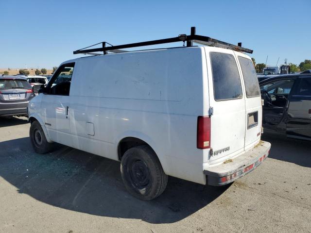 1GTDM19W4YB533844 - 2000 GMC SAFARI XT WHITE photo 2