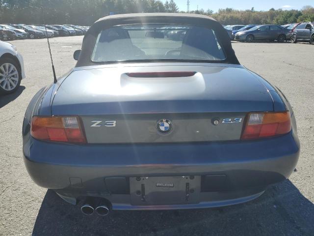 4USCH9333XLG01411 - 1999 BMW Z3 2.3 GRAY photo 6