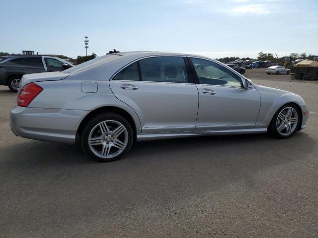 WDDNG9EB7DA522453 - 2013 MERCEDES-BENZ S 550 4MATIC SILVER photo 3