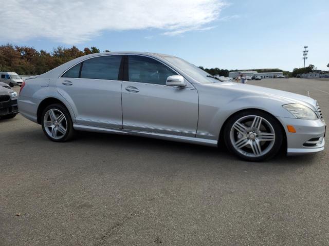 WDDNG9EB7DA522453 - 2013 MERCEDES-BENZ S 550 4MATIC SILVER photo 4