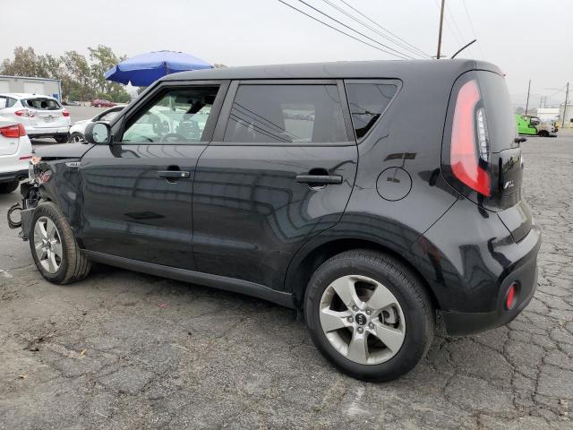 KNDJN2A27J7535949 - 2018 KIA SOUL BLACK photo 2