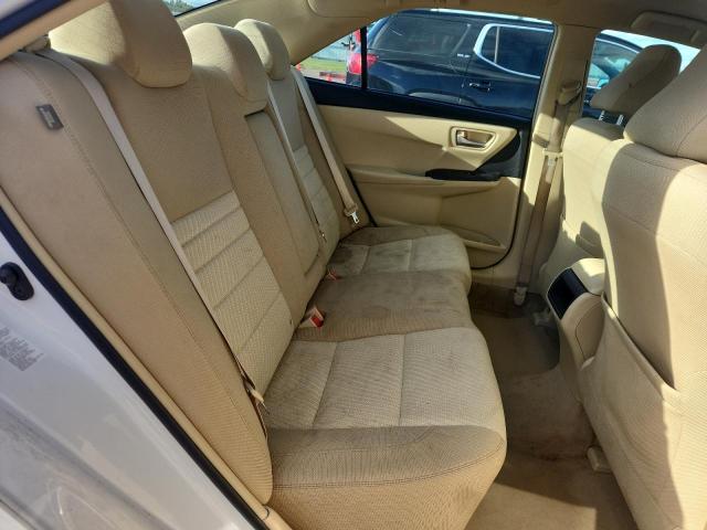 4T1BF1FK2FU986280 - 2015 TOYOTA CAMRY LE WHITE photo 10