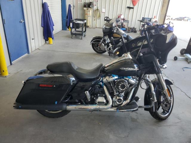 2019 HARLEY-DAVIDSON FLHX, 