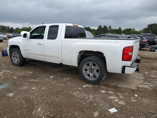 1GCEC19C17Z501534 - 2007 CHEVROLET SILVERADO C1500 白色 照片 2