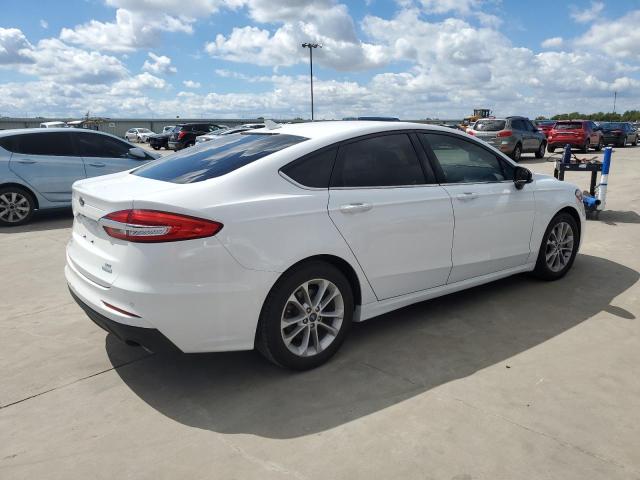 3FA6P0HD4LR136302 - 2020 FORD FUSION SE WHITE photo 3