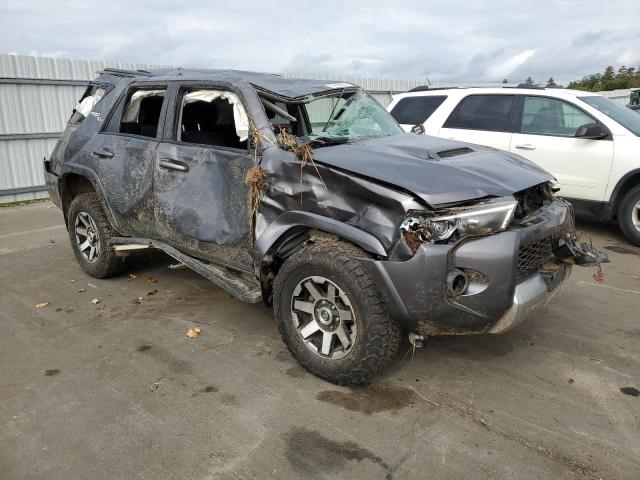 JTEBU5JR0K5631159 - 2019 TOYOTA 4RUNNER SR5 GRAY photo 4