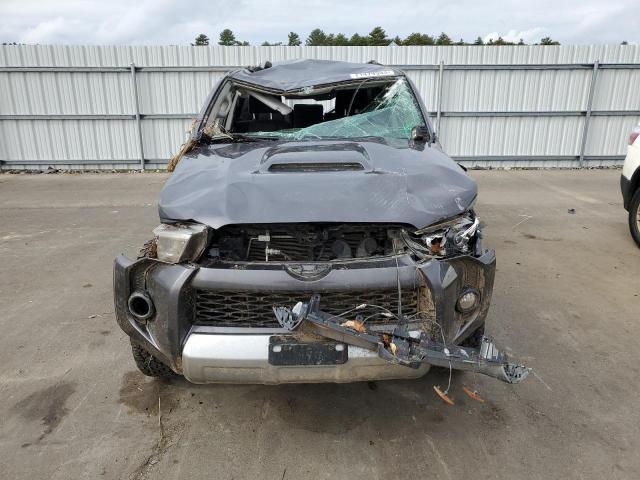 JTEBU5JR0K5631159 - 2019 TOYOTA 4RUNNER SR5 GRAY photo 5