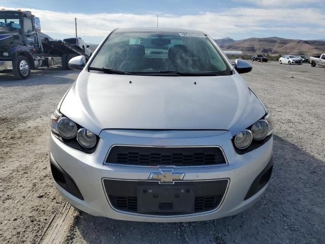 1G1JA5SG0G4124449 - 2016 CHEVROLET SONIC LS SILVER photo 5