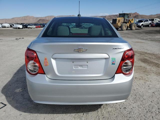 1G1JA5SG0G4124449 - 2016 CHEVROLET SONIC LS SILVER photo 6