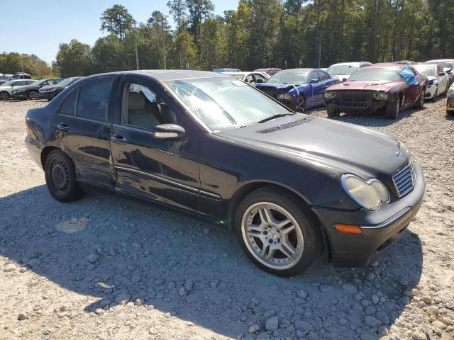 WDBRF61JX3F384787 - 2003 MERCEDES-BENZ C 240 BLACK photo 4