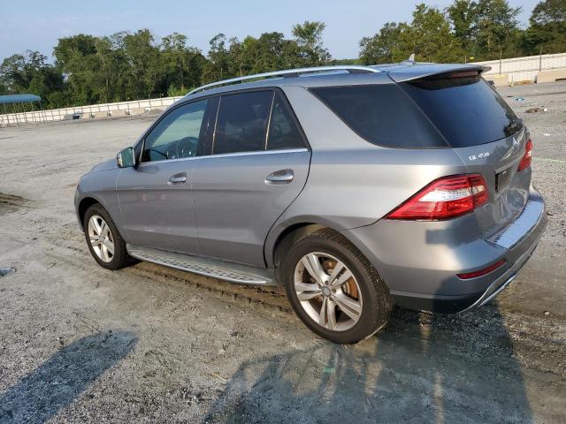 4JGDA5HB5FA596464 - 2015 MERCEDES-BENZ ML 350 4MATIC GRAY photo 2
