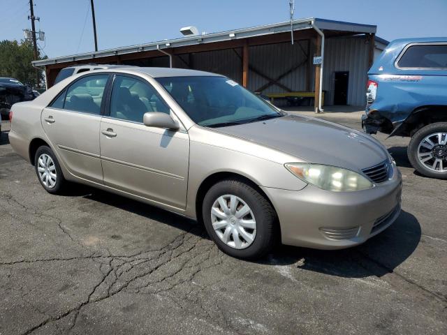 4T1BE30K95U549172 - 2005 TOYOTA CAMRY LE 金色 照片 4