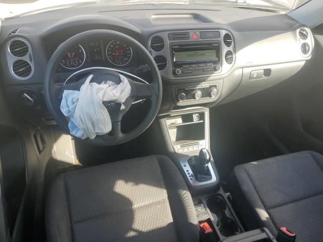 WVGAV7AX3BW558740 - 2011 VOLKSWAGEN TIGUAN S Gümüş foto 8