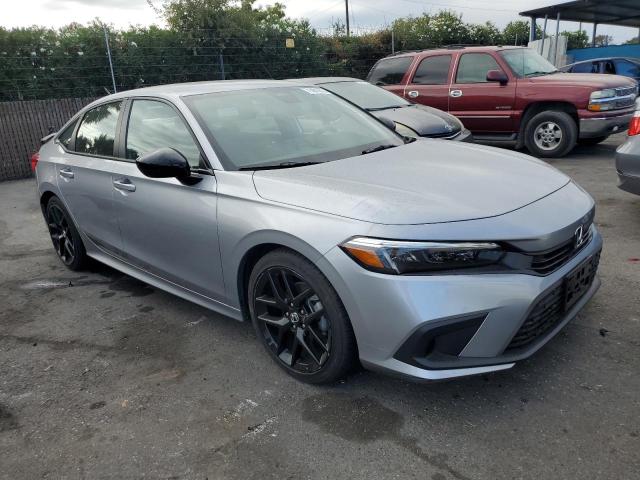2HGFE2F52NH568197 - 2022 HONDA CIVIC SPORT 银色 照片 4
