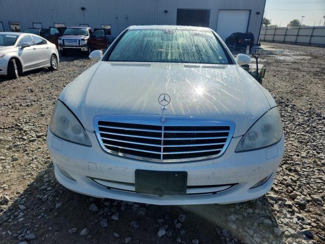 WDDNG86X68A174381 - 2008 MERCEDES-BENZ S 550 4MATIC WHITE photo 5
