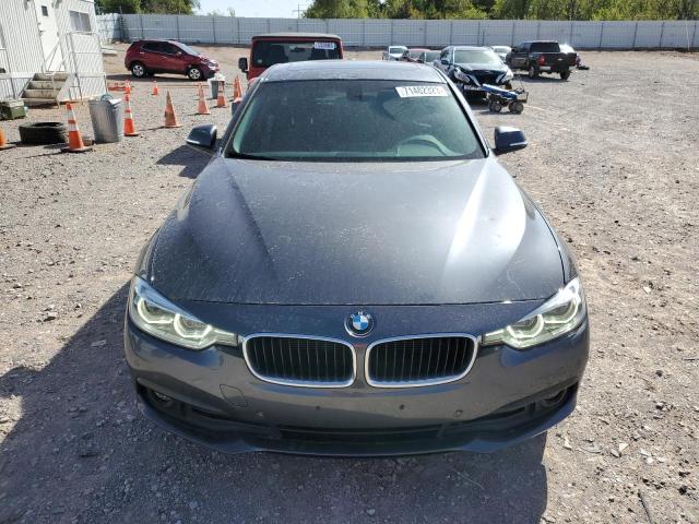 WBA8A3C52JA494363 - 2018 BMW 320 XI GRAY photo 5