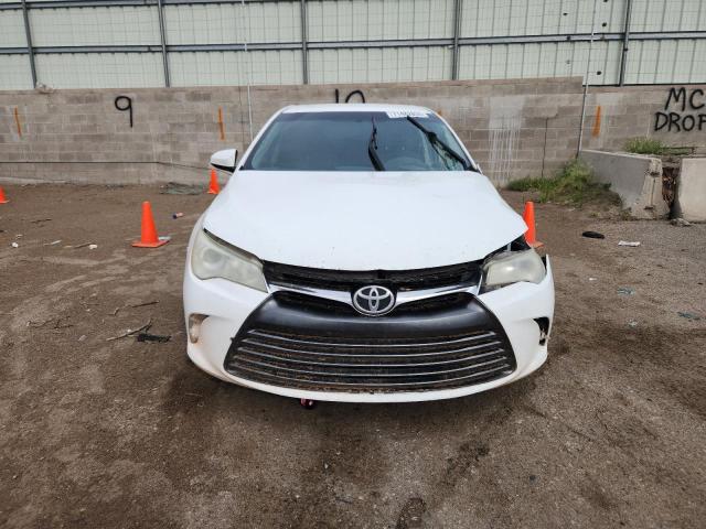 4T4BF1FK4GR558511 - 2016 TOYOTA CAMRY LE თეთრი ფოტო 5