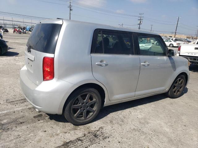 JTLKE50E081022707 - 2008 TOYOTA SCION XB SILVER photo 3