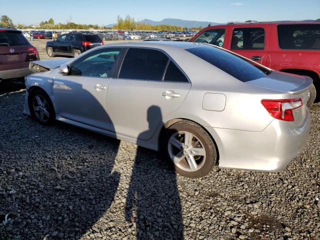 4T1BF1FK2CU050039 - 2012 TOYOTA CAMRY BASE SILVER photo 2