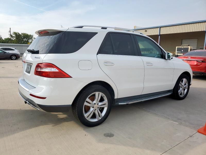 4JGDA5HB2FA458977 - 2015 MERCEDES-BENZ ML 350 4MATIC WHITE photo 3