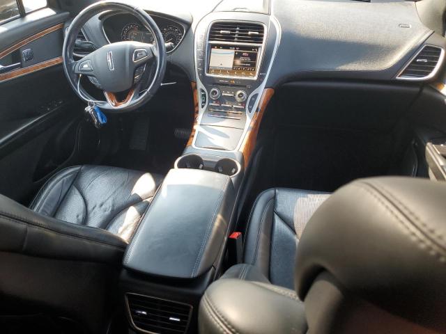 2LMPJ8LP5HBL10674 - 2017 LINCOLN MKX RESERVE Schwarz Foto 8