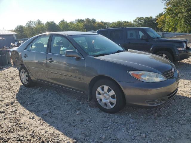 4T1BE32K82U596136 - 2002 TOYOTA CAMRY LE GRAY photo 4