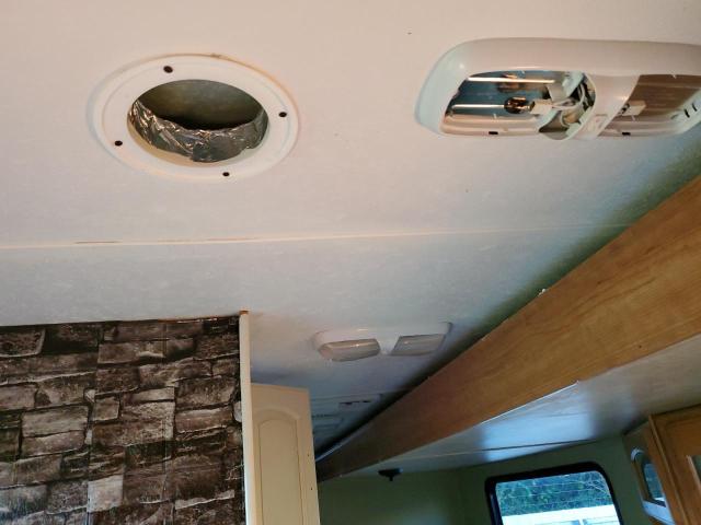 4YDT3112X81535088 - 2008 KEYSTONE SPRINTER Bicolore photo 9