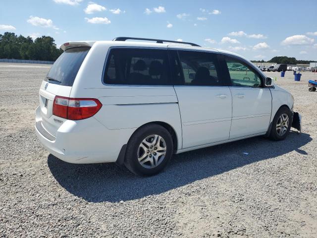 5FNRL38455B418859 - 2005 HONDA ODYSSEY EX WHITE photo 3