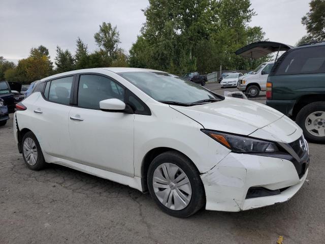 1N4AZ1BV8NC562216 - 2022 NISSAN LEAF S WHITE photo 4