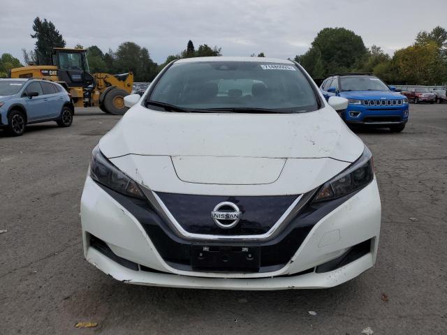 1N4AZ1BV8NC562216 - 2022 NISSAN LEAF S WHITE photo 5