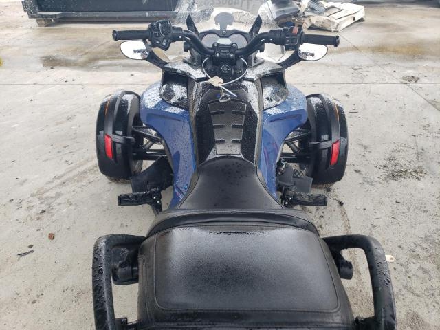 2BXRDDD22HV000234 - 2017 CAN-AM SPYDER ROA F3 BLUE photo 5