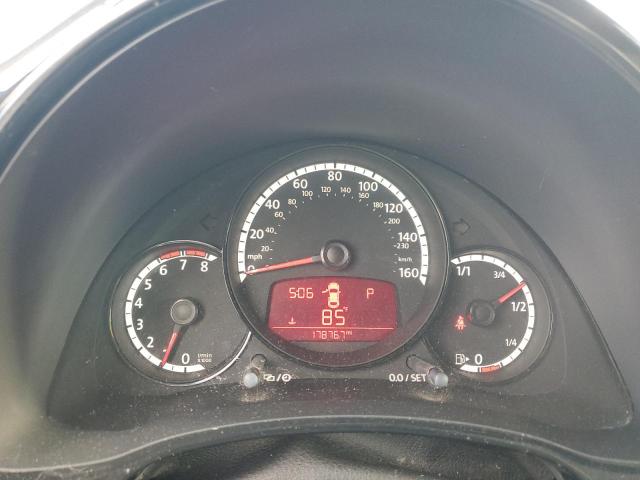 3VWFP7AT4EM628829 - 2014 VOLKSWAGEN BEETLE GRAY photo 9