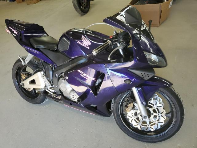 JH2PC37024M100507 - 2004 HONDA CBR600 RR PURPLE photo 1