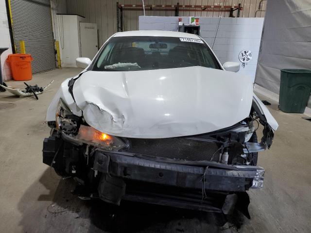 1N4AL3AP8HN339568 - 2017 NISSAN ALTIMA 2.5 WHITE photo 5