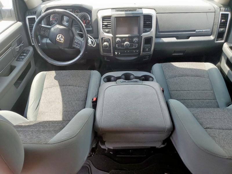 1C6RR6LT9HS776043 - 2017 RAM 1500 SLT SILVER photo 8