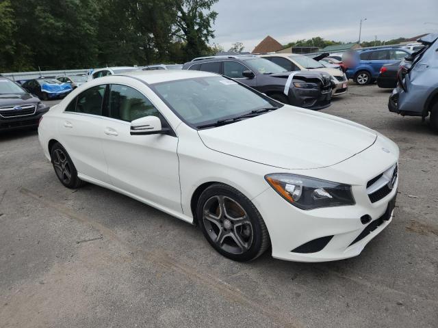 WDDSJ4GB7EN112816 - 2014 MERCEDES-BENZ CLA 250 4MATIC WHITE photo 4