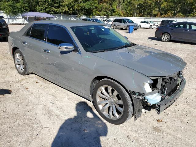 2C3CCAEG1KH528570 - 2019 CHRYSLER 300 LIMITED GRAY photo 4