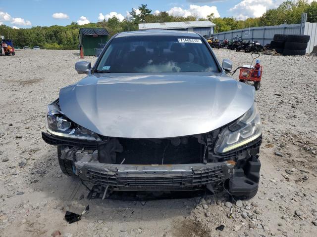 1HGCR2F76HA120895 - 2017 HONDA ACCORD EX 银色 照片 5