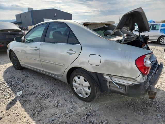 4T1BE32K02U024221 - 2002 TOYOTA CAMRY LE SILVER photo 2