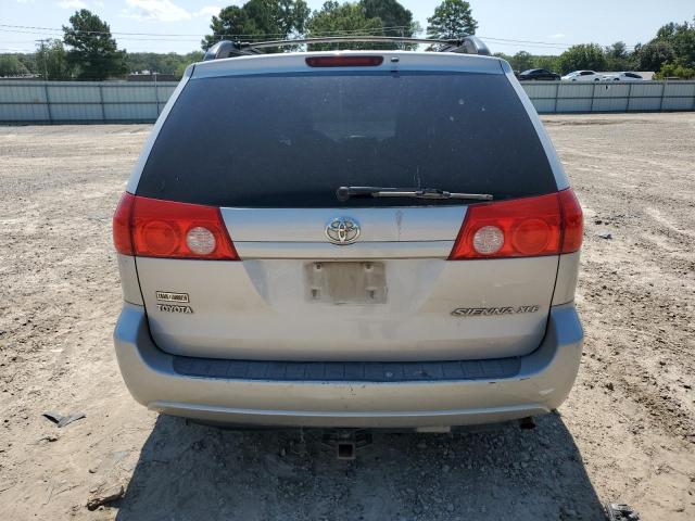 5TDYK4CC5AS312789 - 2010 TOYOTA SIENNA XLE SILVER photo 6