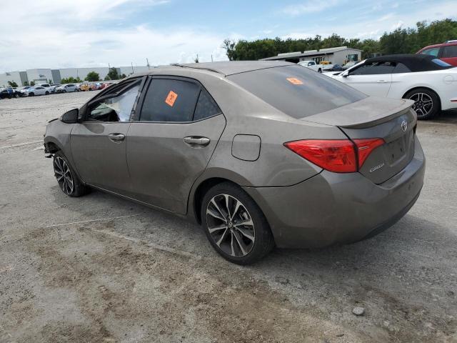 5YFBURHE2HP619461 - 2017 TOYOTA COROLLA L GRAY photo 2