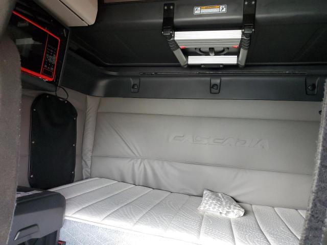 3AKJHHDR5LSKZ7450 - 2020 FREIGHTLINER CASCADIA 1 红色 照片 6