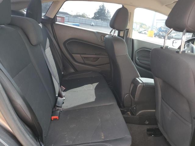 3FADP4BJ7JM146152 - 2018 FORD FIESTA SE 灰色 照片 10