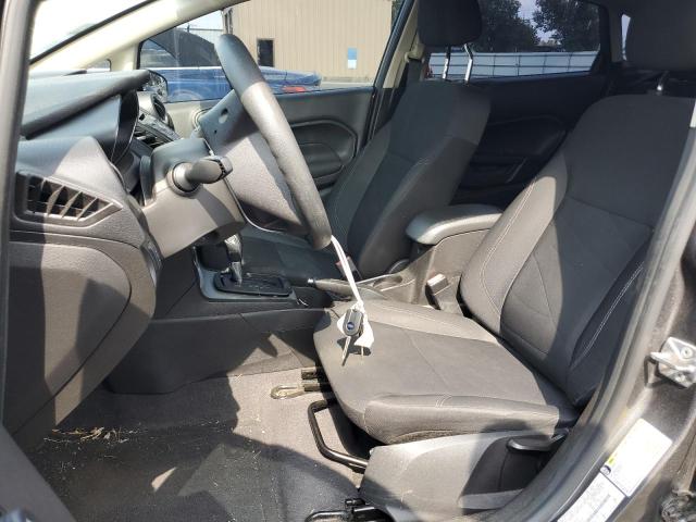 3FADP4BJ7JM146152 - 2018 FORD FIESTA SE 灰色 照片 7