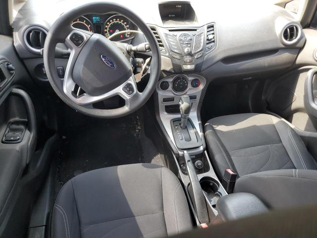 3FADP4BJ7JM146152 - 2018 FORD FIESTA SE 灰色 照片 8