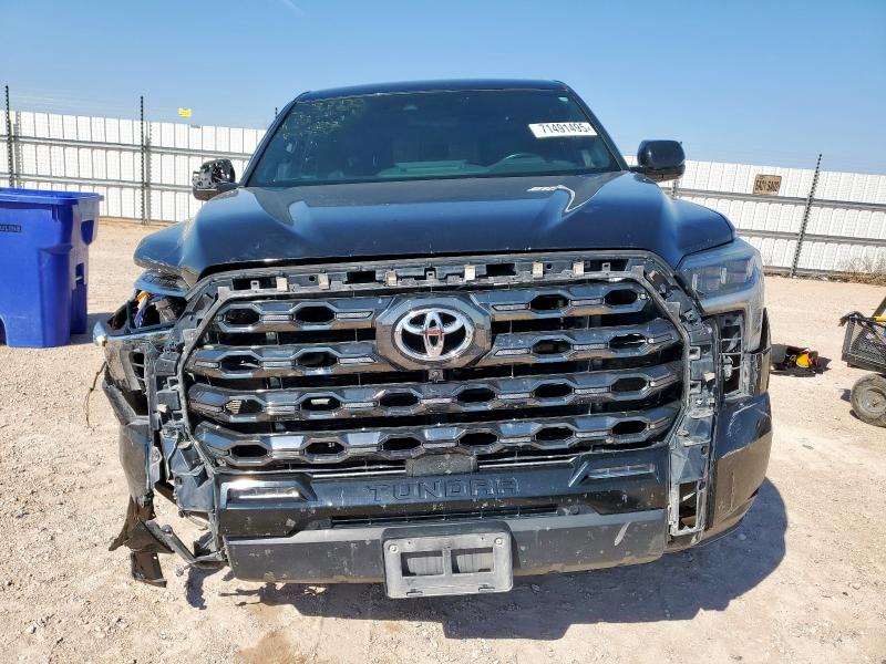 5TFNA5AB5NX004060 - 2022 TOYOTA TUNDRA CREWMAX PLATINUM Negro foto 5