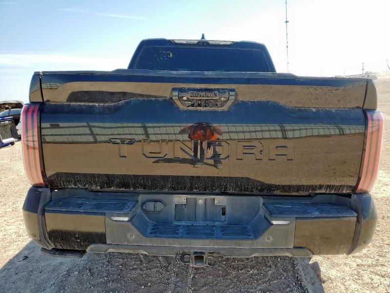 5TFNA5AB5NX004060 - 2022 TOYOTA TUNDRA CREWMAX PLATINUM Negro foto 6