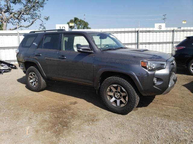 JTERU5JR0P6158105 - 2023 TOYOTA 4RUNNER SE GRAY photo 4